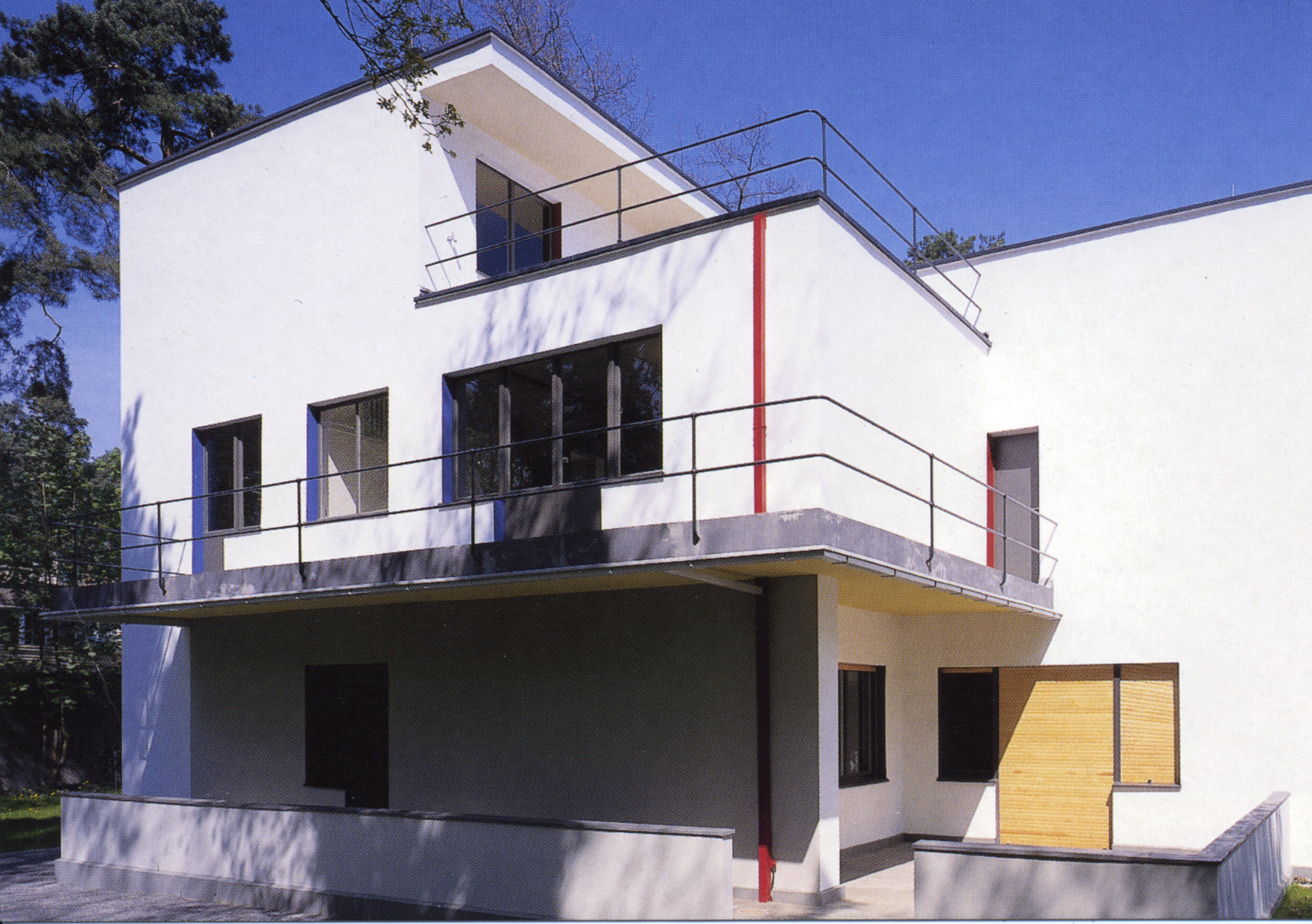Kurt Weill Zentrum Dessau 1 m 2694824